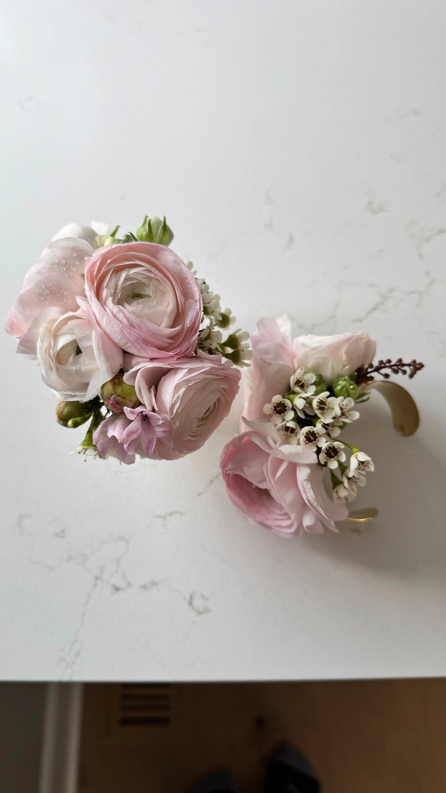 Corsages Luminous Blooms