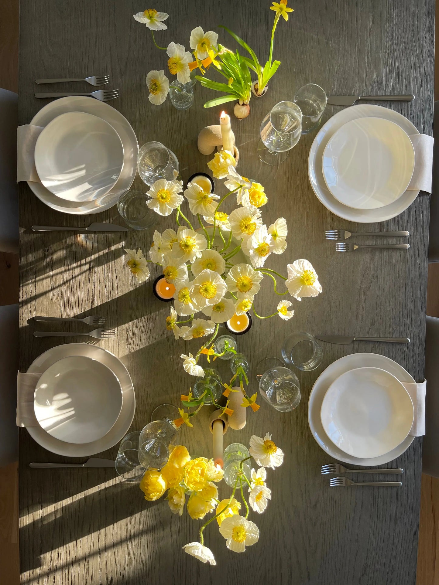 Spring Dinner tablescape by Luminous Blooms in Highland Park, IL