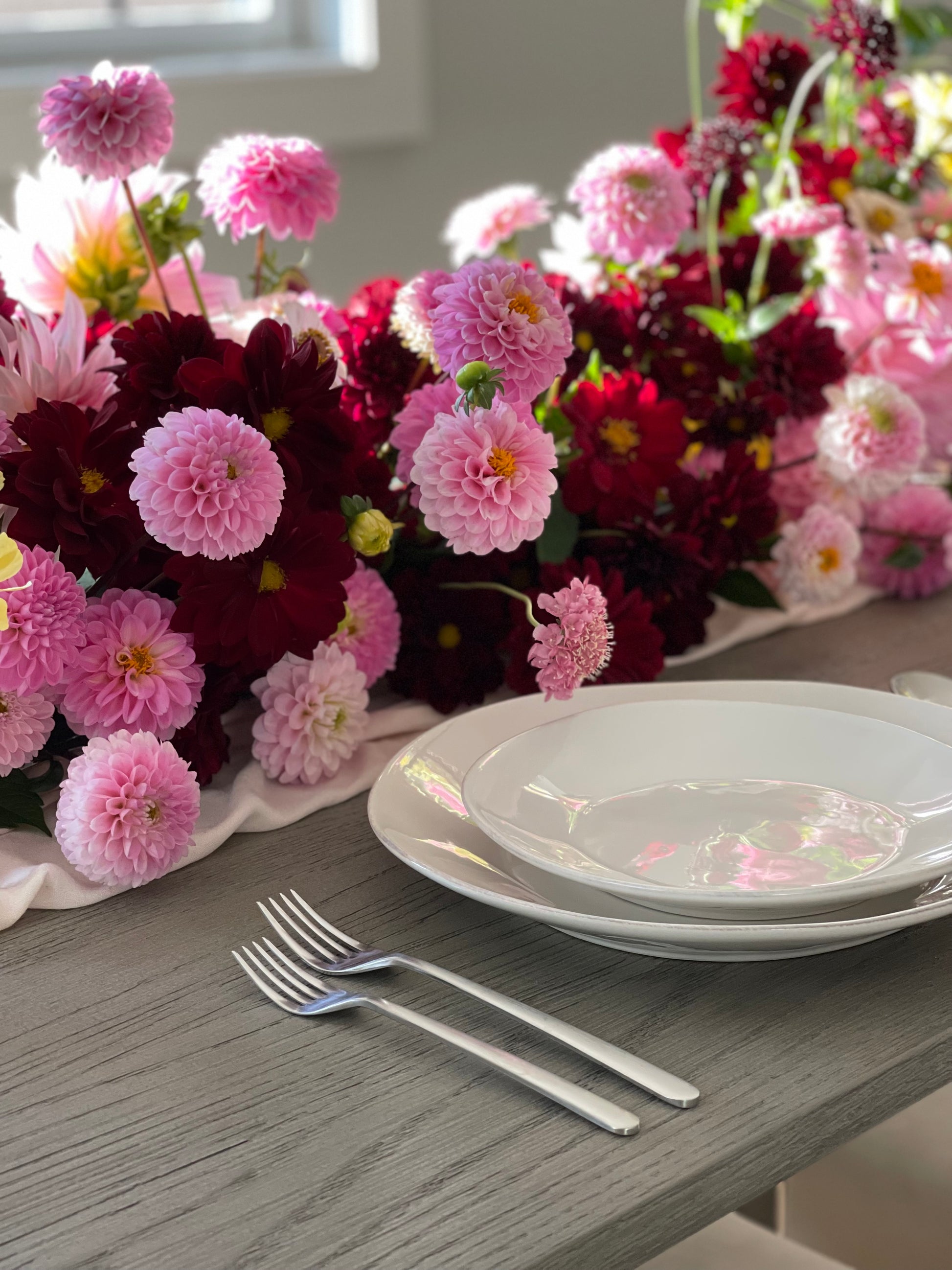 Rosh Hashanah dinner flowers with Luminous Blooms in Highland Park, IL 