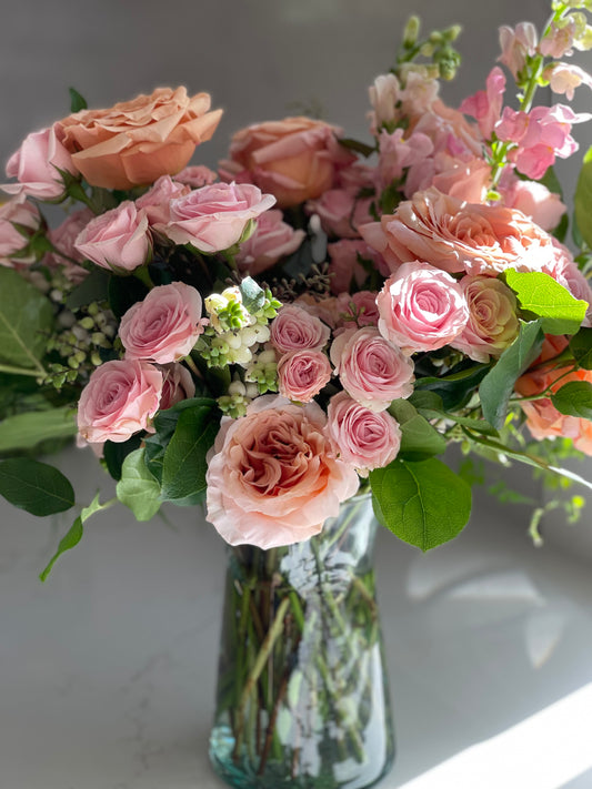 Designer's Signature Style Glass Vase